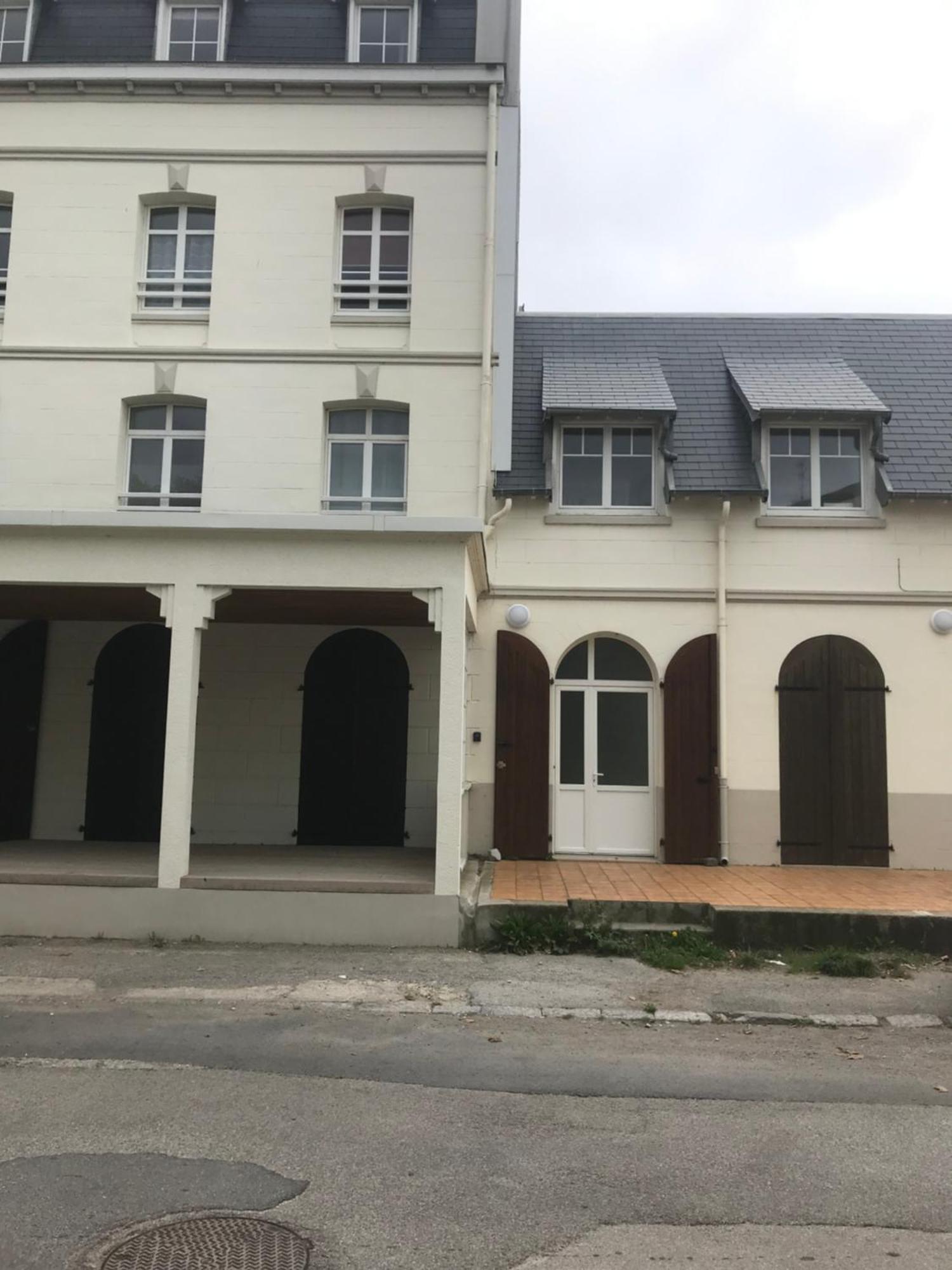 Nouveau! Superbe Appartement Avec Terrasse Vue Mer アンブレウーズ エクステリア 写真